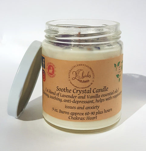 Vanilla and Lavender scented candle by 2 chicks with scents