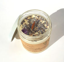 Soothe crystal candle with vanilla and lavender by 2 chicks with scents